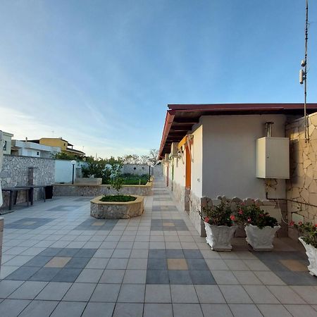 Hotel Oltremare Vignacastrisi Zewnętrze zdjęcie