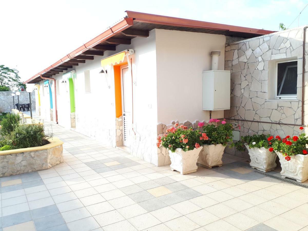 Hotel Oltremare Vignacastrisi Zewnętrze zdjęcie